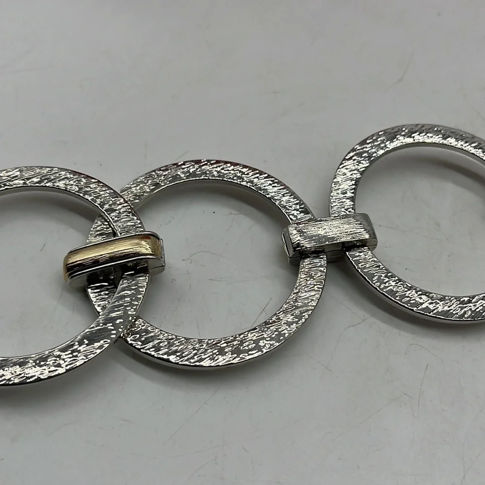 Chico’s NWT Avondale Circle Metal Belt size S/M